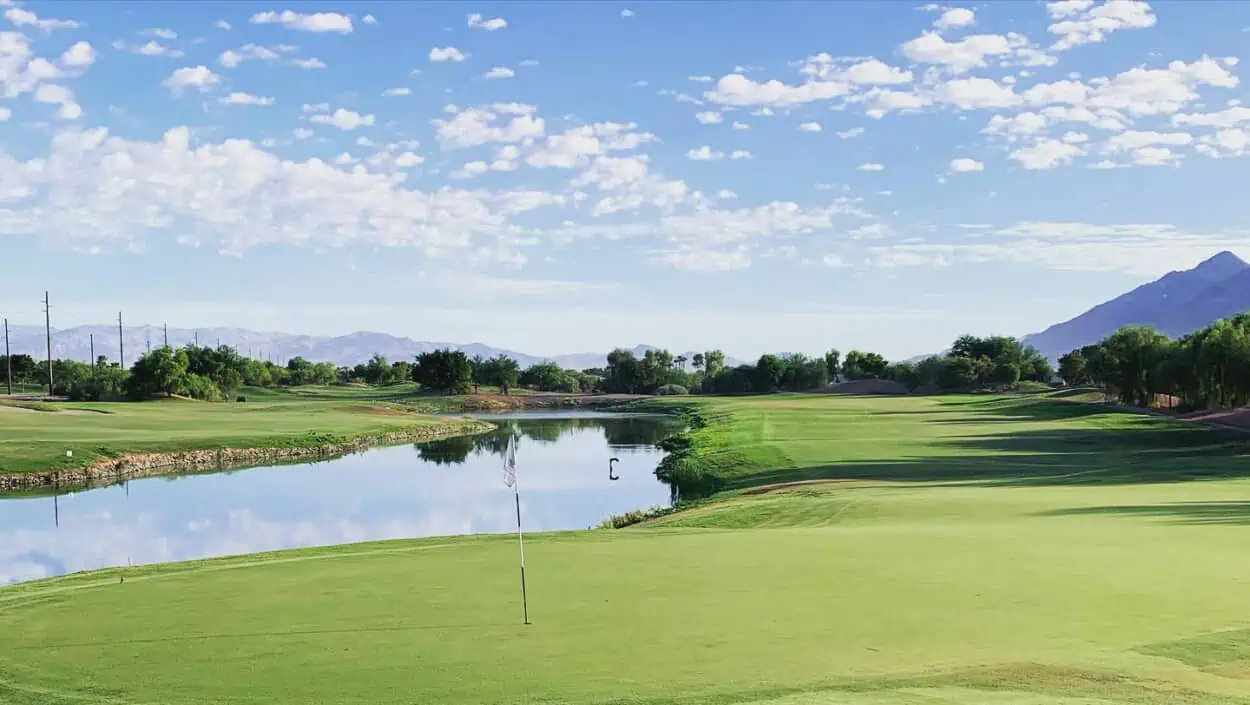 Los 7 campos de golf más baratos de Las Vegas