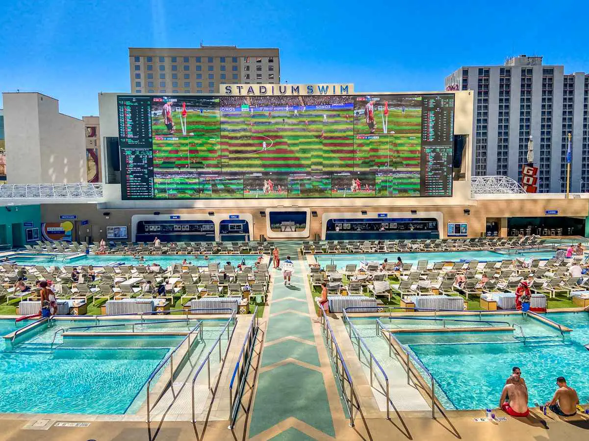 Circa Pool: 21 cosas que debes saber sobre la natación en estadios (Las Vegas).