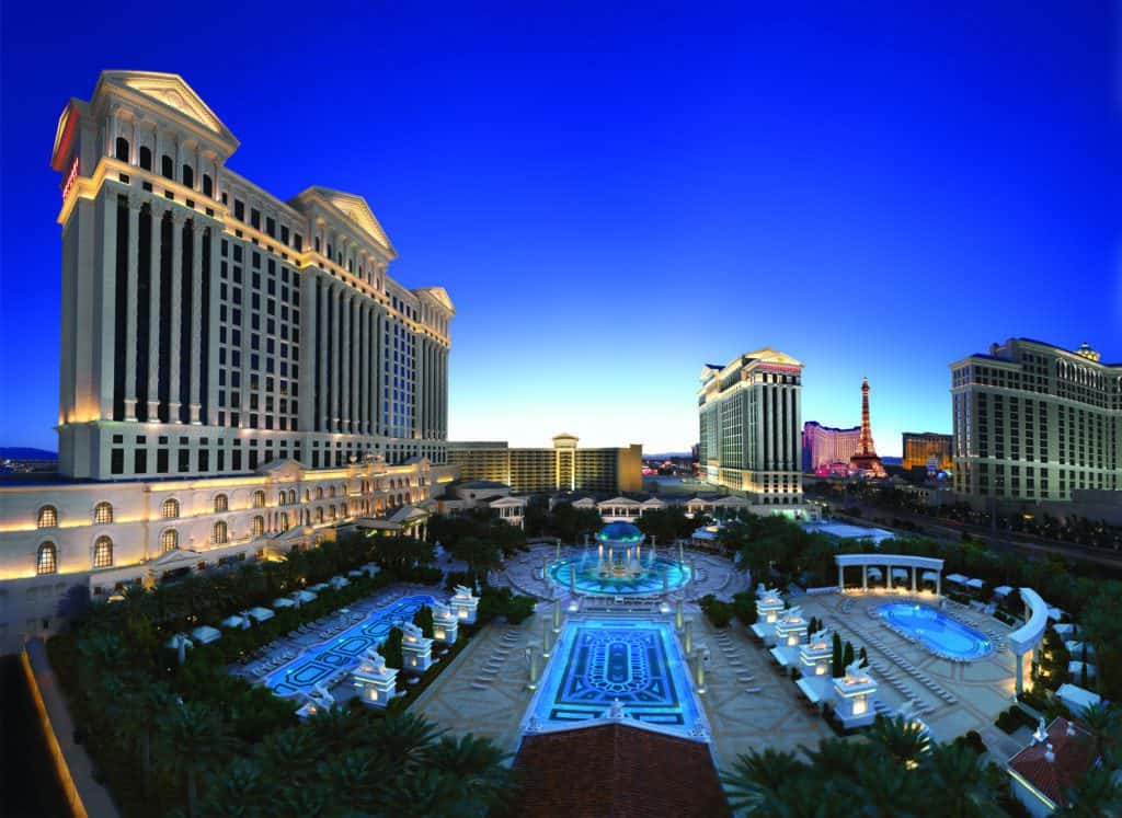 Piscinas en Las Vegas que también están abiertas para no huéspedes - 2023