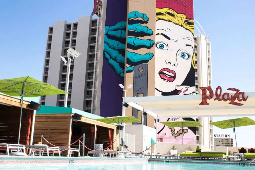 Guía completa del Plaza Hotel Las Vegas