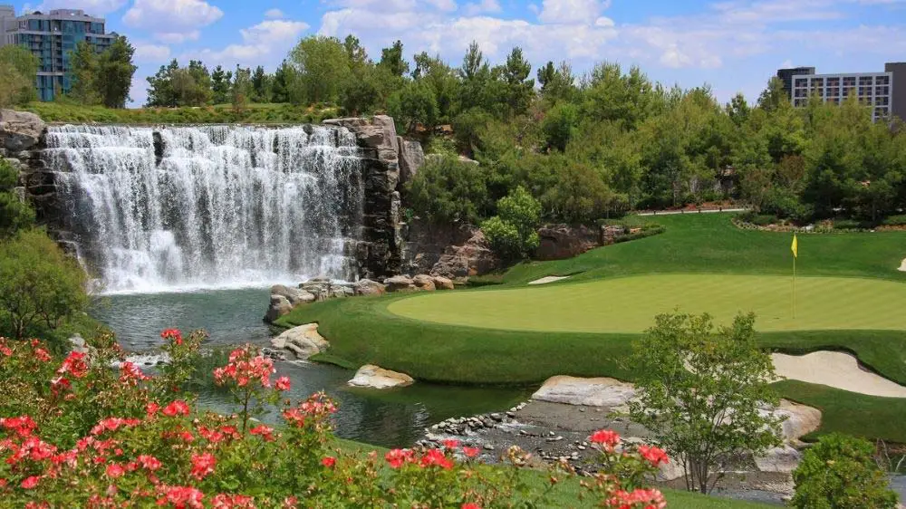 Alquilar palos de golf en Las Vegas (costo y ubicación de alquiler)