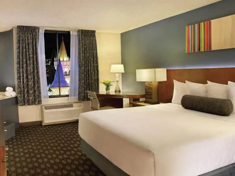 Excalibur Hotel Las Vegas: habitaciones, restaurantes, espectáculos y piscina