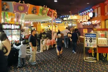 Circo Circo Arcade y Carnaval Midway