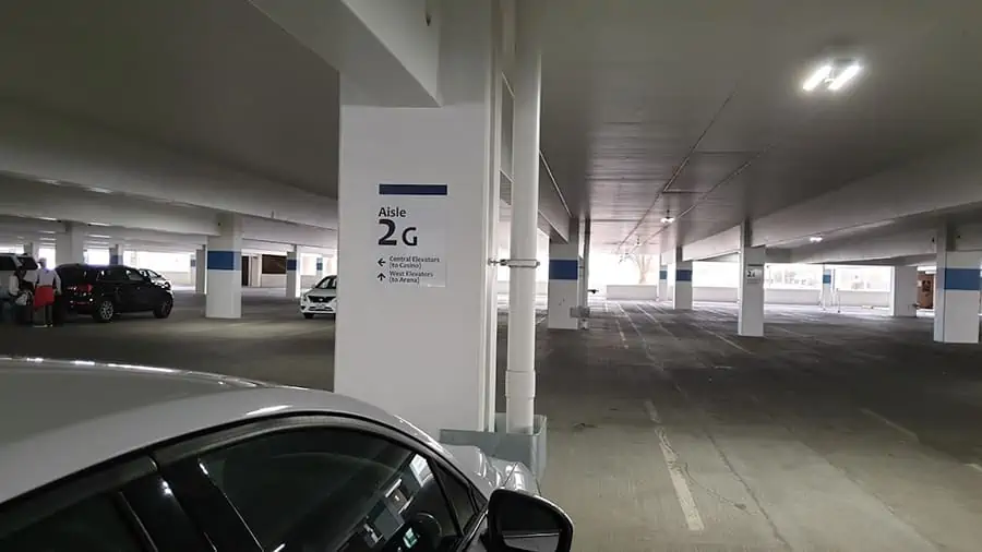 Estacionamiento Excalibur: estacionamiento gratuito, tarifas de valet y mapa