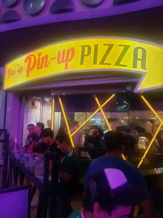 Pin Up Pizza Las Vegas carta, precios, horario de apertura