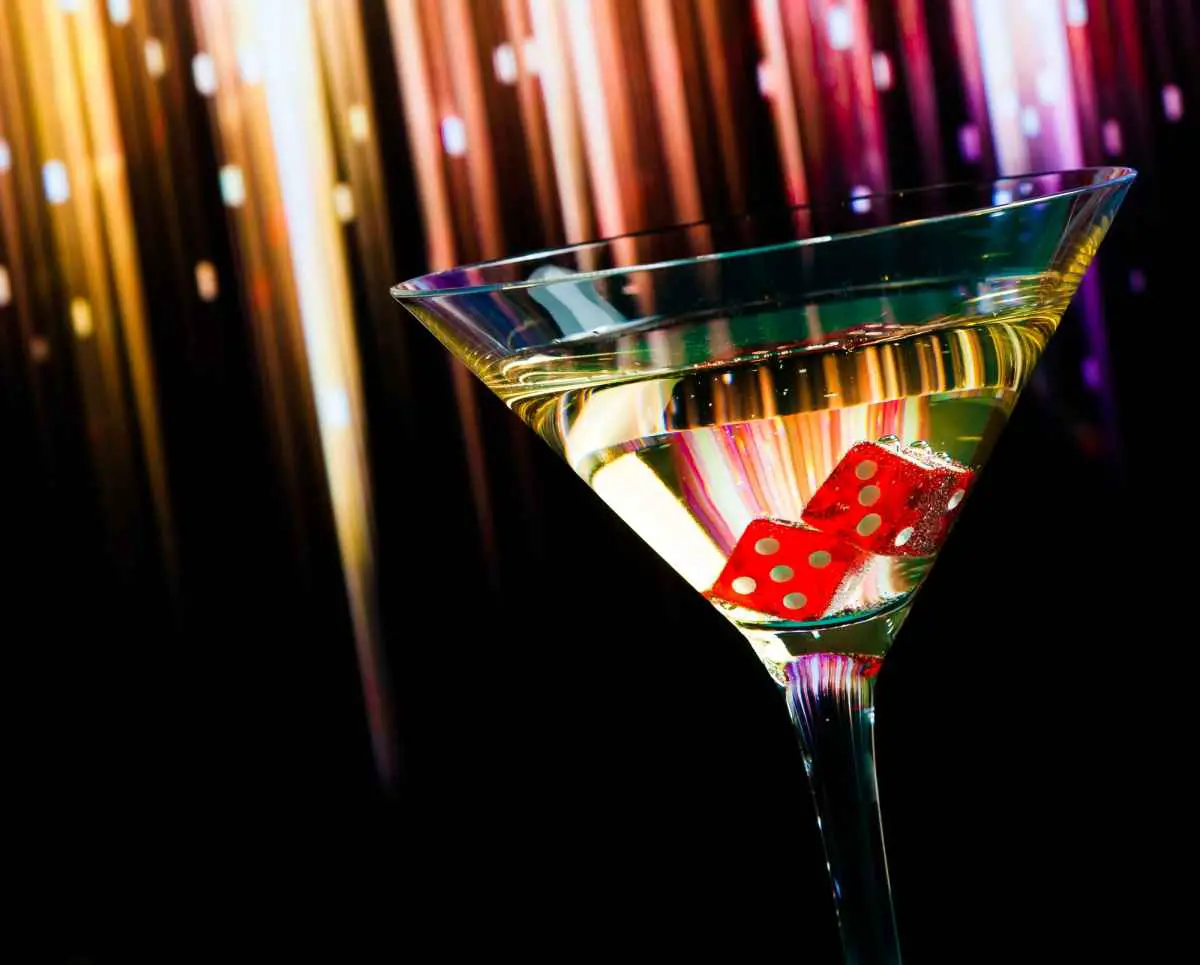 Hoteles en Las Vegas: ¿Puedes traer tu propio alcohol? (Explicado)