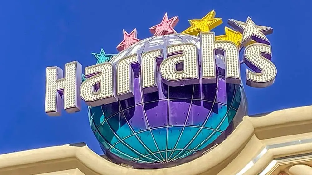 Tarifas de estacionamiento de Harrah's Las Vegas (estacionamiento sin asistencia y valet) Tarifas de estacionamiento para 2023