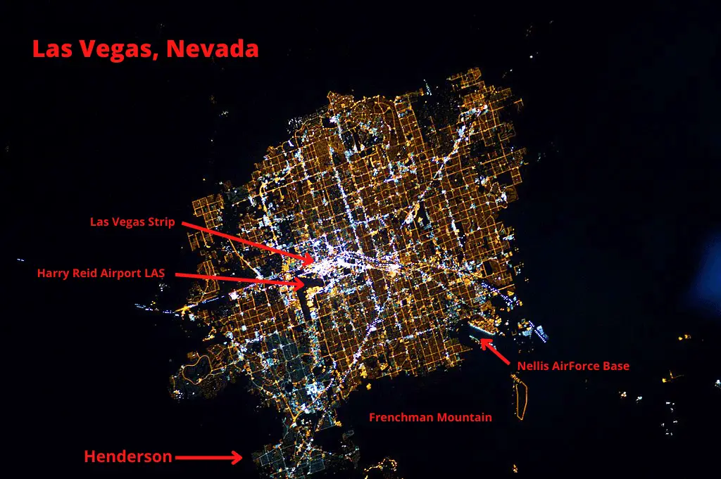 ¿Puedes ver Las Vegas desde el espacio? (Luces, Rayas y Luxor)
