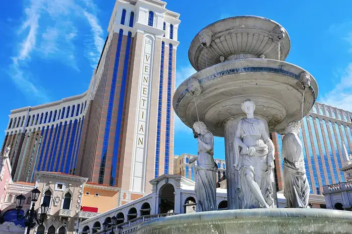 Venecia vs Palazzo Las Vegas