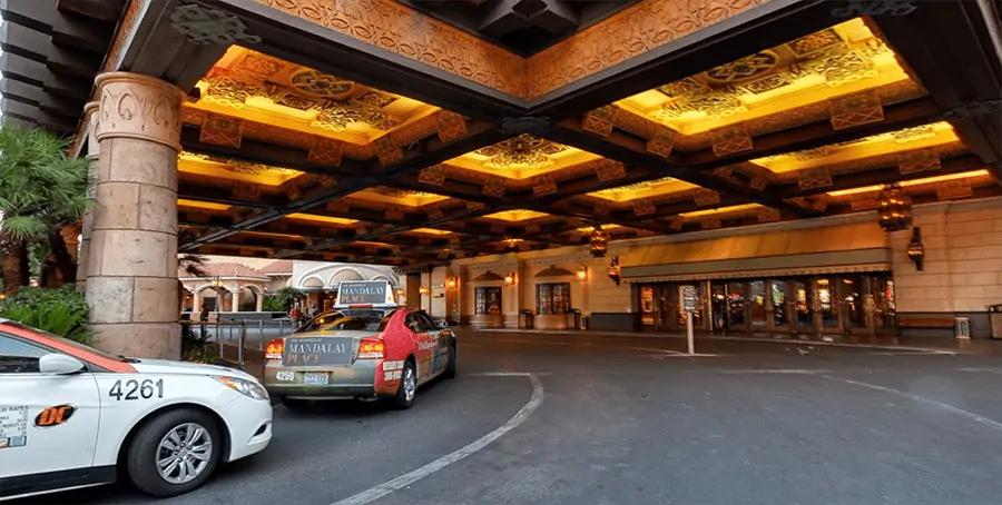 Tarifas de estacionamiento de Treasure Island y mapa para valet y estacionamiento sin asistencia
