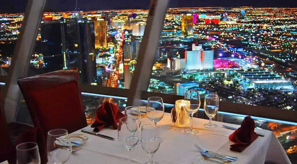 Más de 15 restaurantes en Las Vegas con vistas a las fuentes del Bellagio