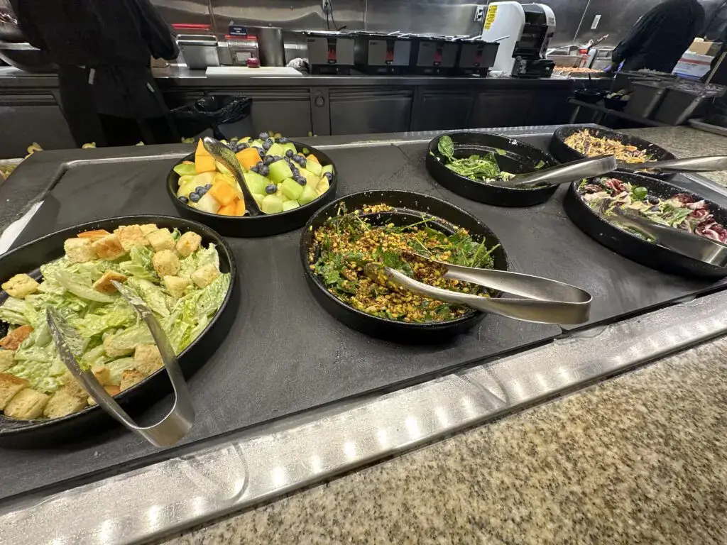 Reseña de Bacchanal Buffet: ¡eche un vistazo al interior!