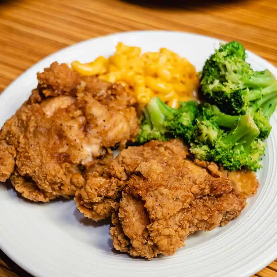Buffet Excalibur: precio, menú y horario
