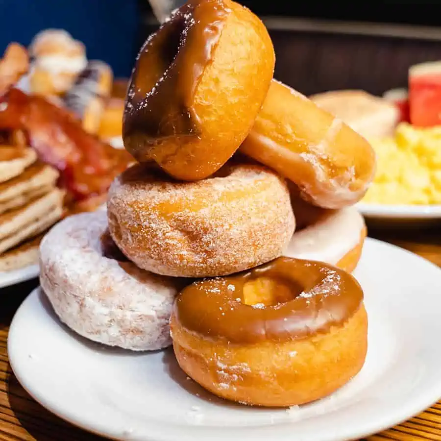 Buffet Excalibur: precio, menú y horario