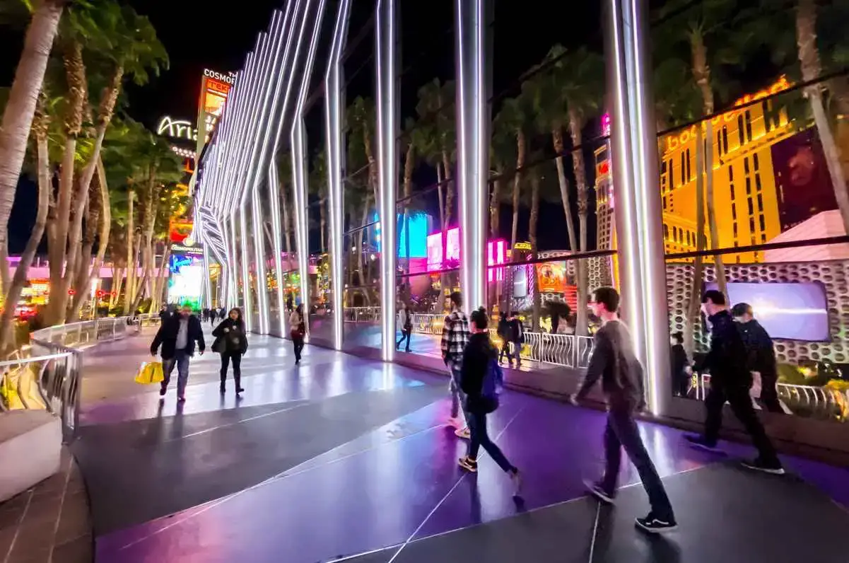 ¿Cuánto tiempo se tarda en recorrer todo el Strip de Las Vegas? (contestada)