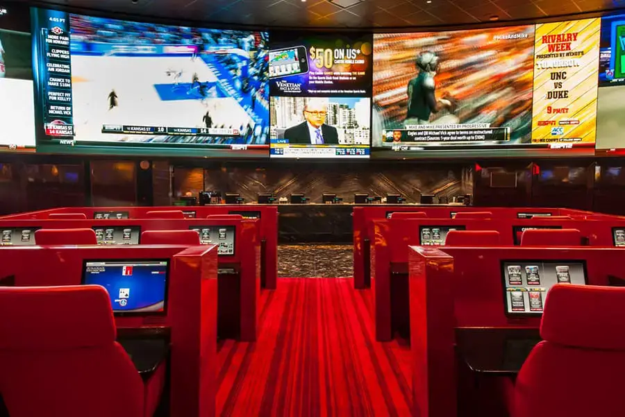 21 bares deportivos en el Strip de Las Vegas