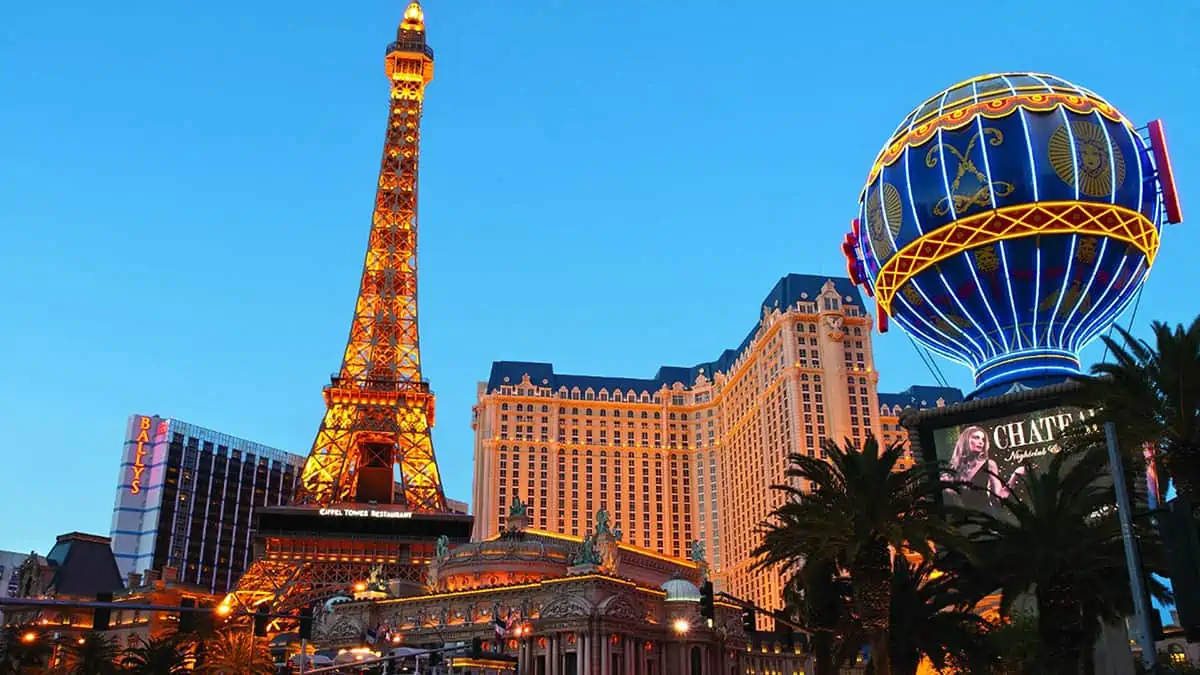 ¿A quién pertenece Planet Hollywood?