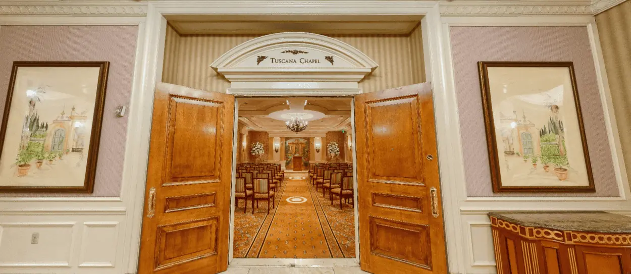 Boda en Caesars Palace: Paquetes, Capillas y Costos