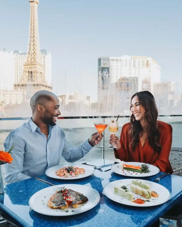 Lago Las Vegas: Menú, Chef Serrano y horarios