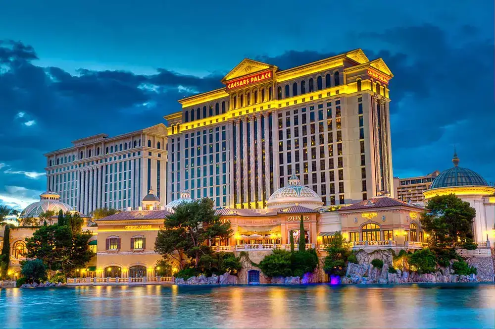 Caesars Palace vs. Bellagio (¿Qué hotel en Las Vegas es mejor?)
