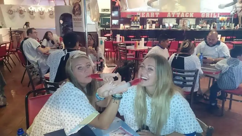 Heart Attack Grill Las Vegas: Menú, precios y horarios