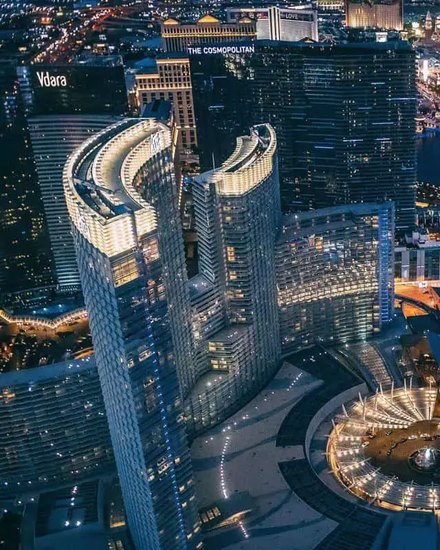 ARIA vs Vdara: ¿Cuál es mejor para ti?