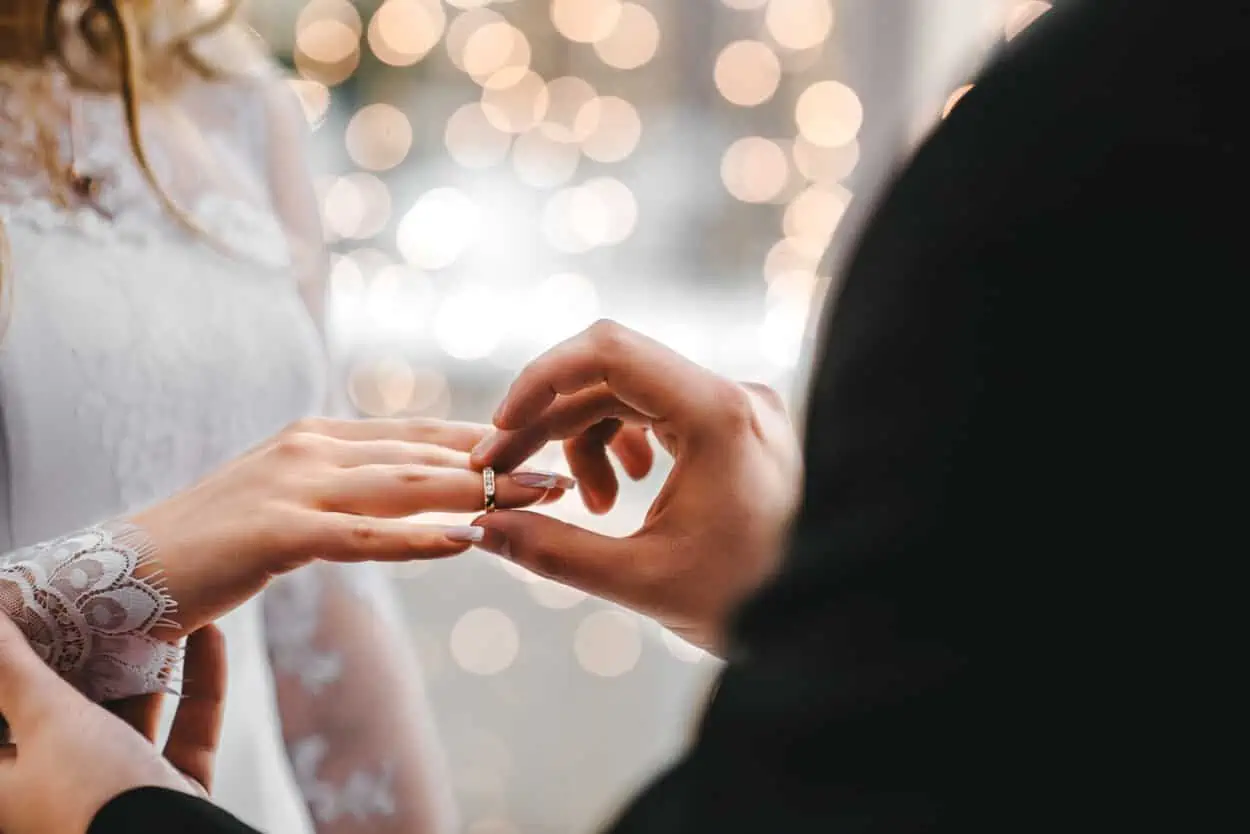 Boda en Caesars Palace: Paquetes, Capillas y Costos