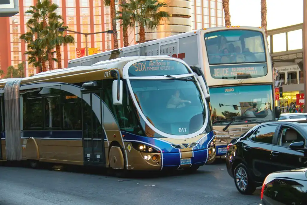 Cómo llegar desde el Strip a Fremont Street en autobús