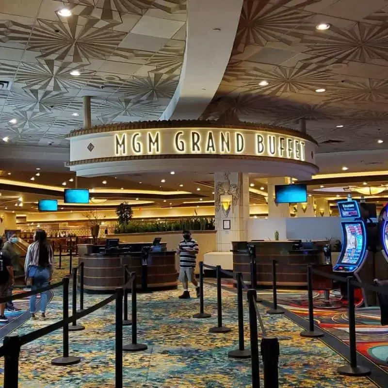 MGM Grand Buffet: Menú, Precios y Propinas 2023