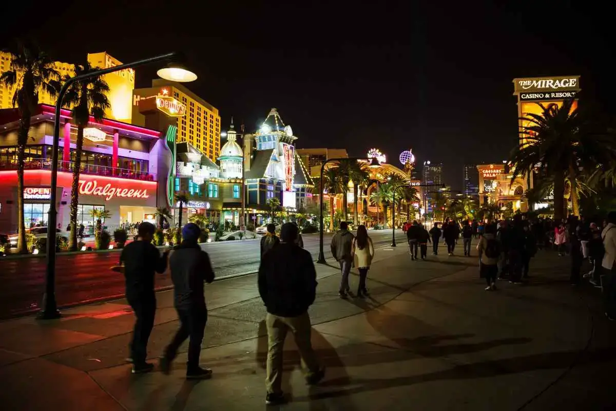 Temperaturas frías y calientes en Las Vegas (clima mes a mes)