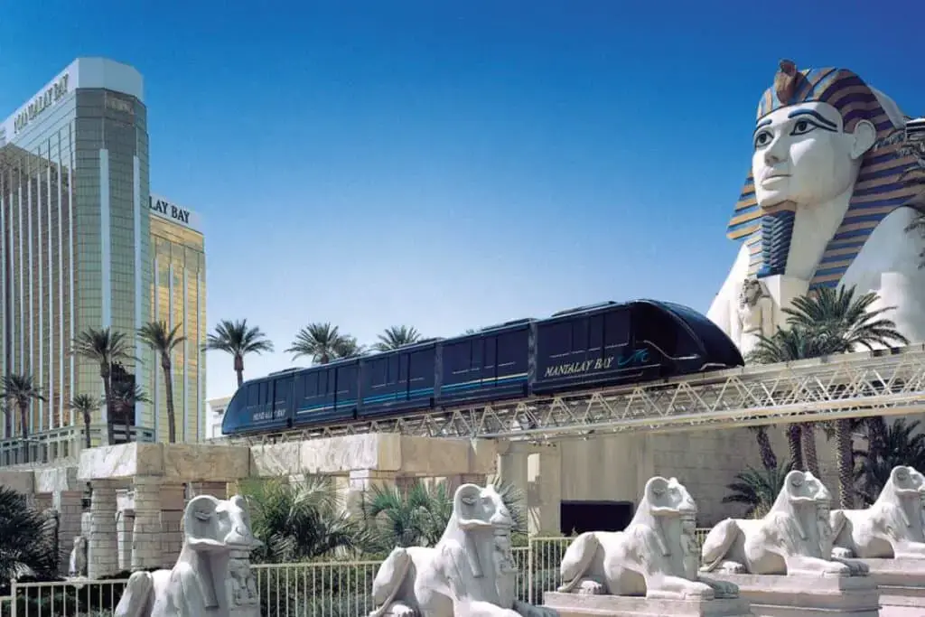 Tranvía gratuito de Mandalay Bay: estaciones y horarios
