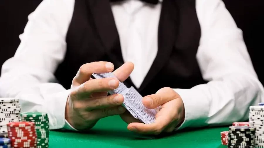 ¿Con qué frecuencia cambian las cartas los casinos de Las Vegas?