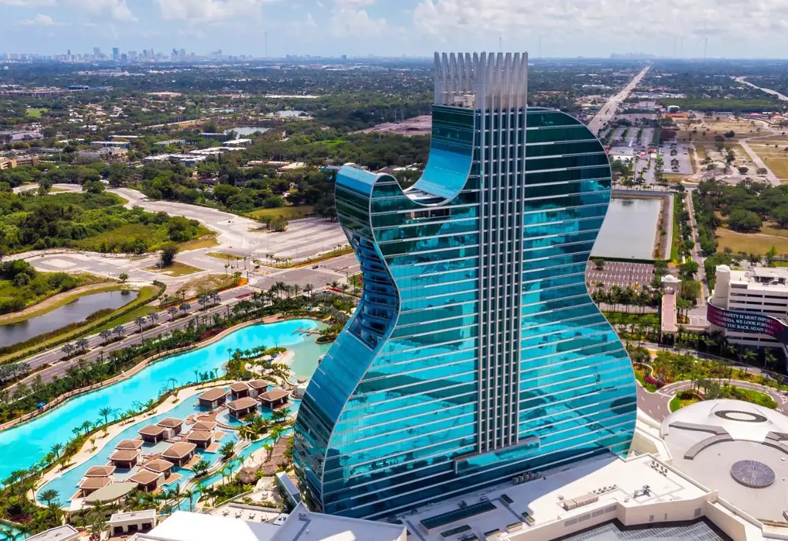 El Mirage Las Vegas será sustituido por un hotel con forma de guitarra