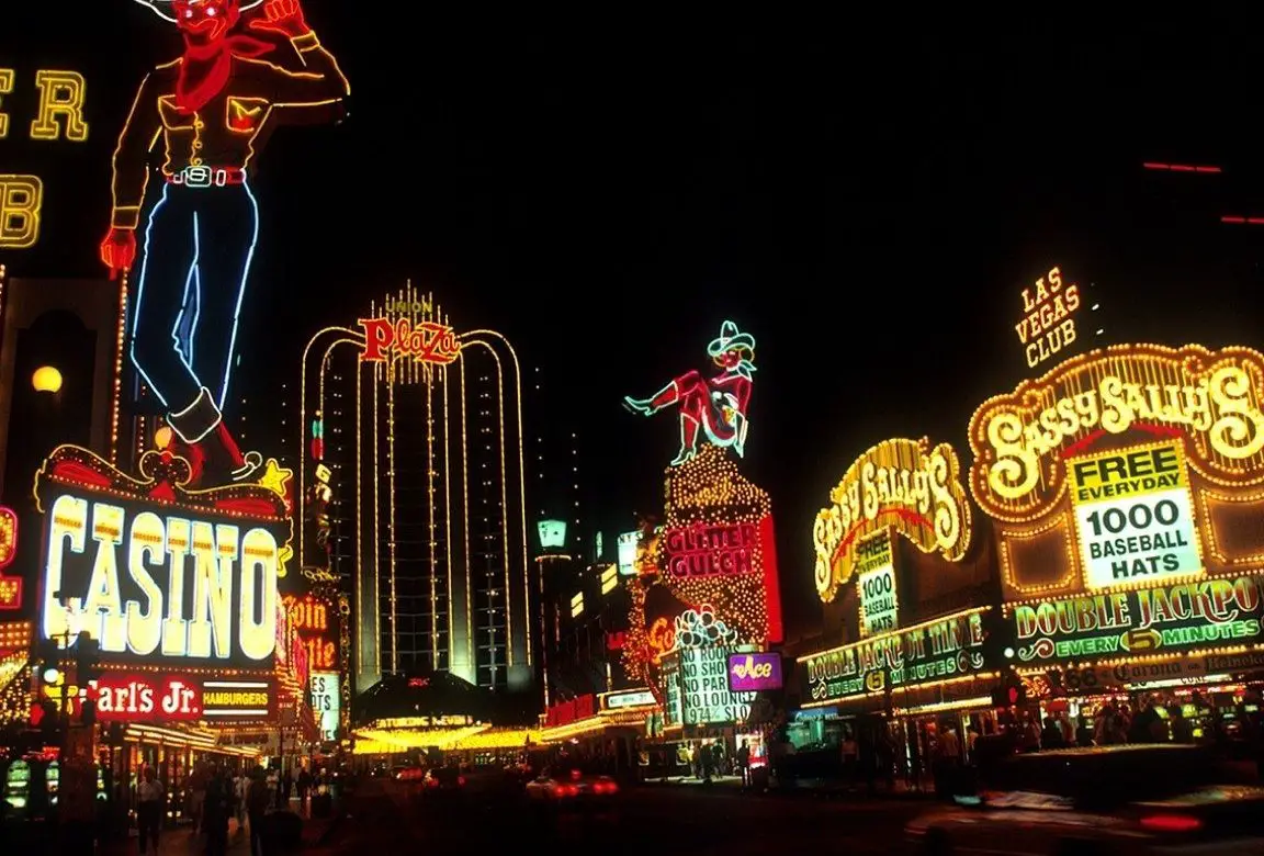 Mochilero en Las Vegas: la ÚLTIMA guía de viajes de Las Vegas (2024)