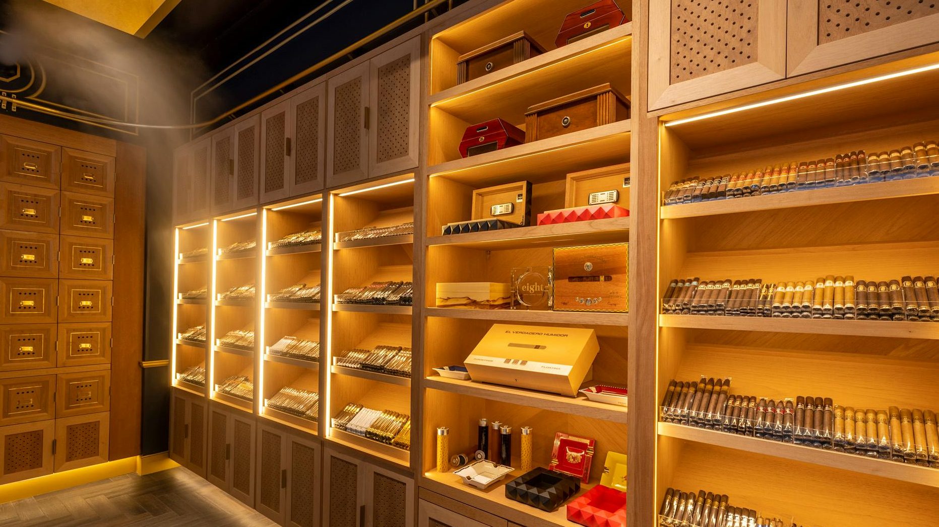 Se abre el nuevo y lujoso Eight Cigar Lounge en Las Vegas |