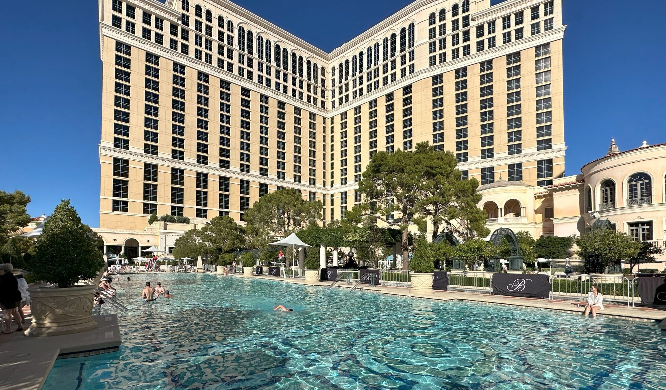 Piscina Bellagio Las Vegas: 5 piscinas, ¿cuál es para ti?