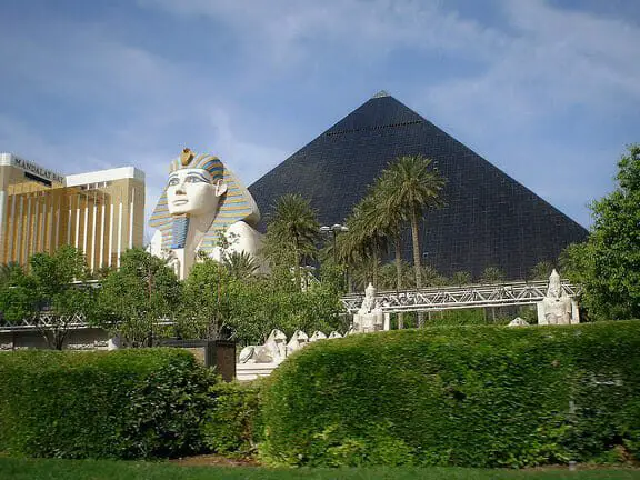 Distancia de Luxor a Mandalay Bay: ¿puedes recorrerlo y cómo ...