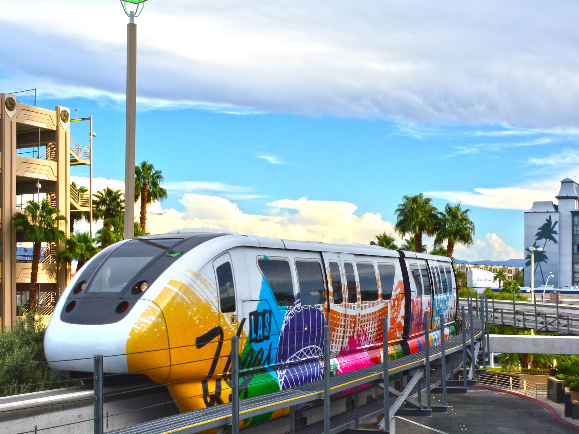 Una guía completa de las rutas de autobús de Las Vegas - OnTheStrip.com