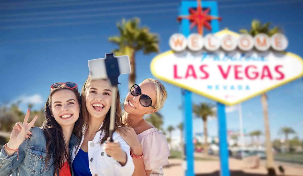 ¿Puedes ir a Las Vegas a los 18? (cosas que saber)